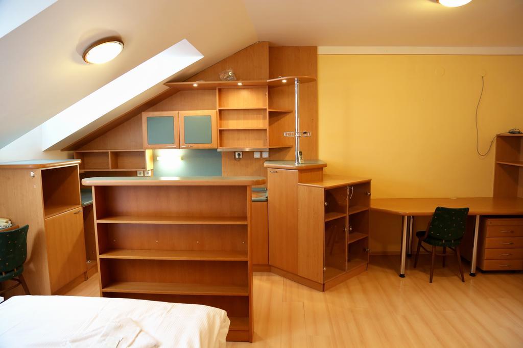 Apartments Kroměříž Стая снимка