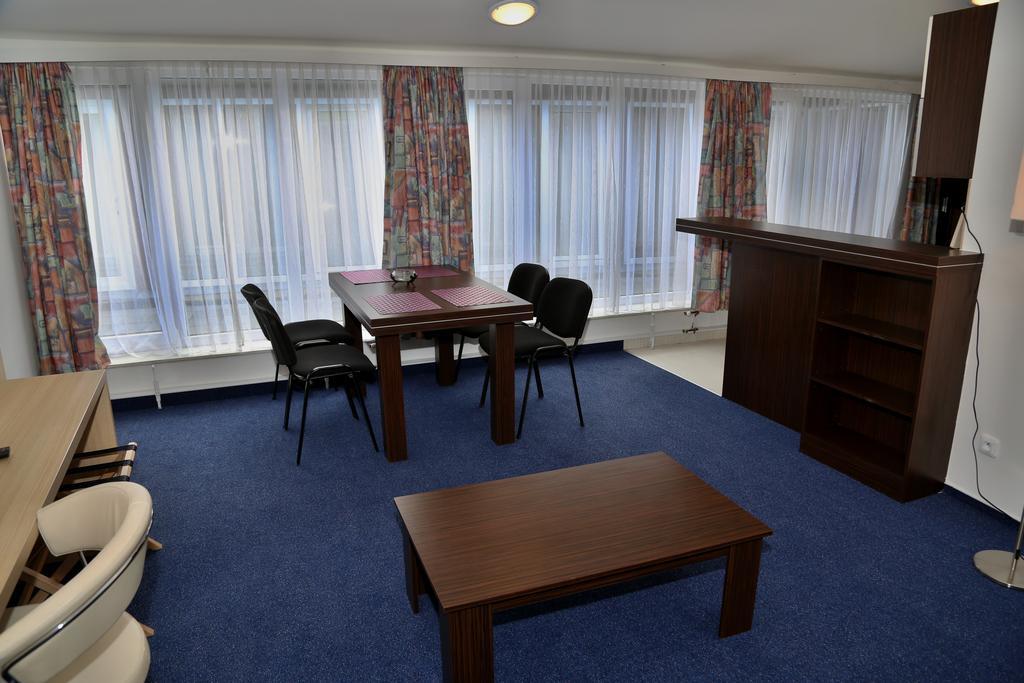 Apartments Kroměříž Стая снимка