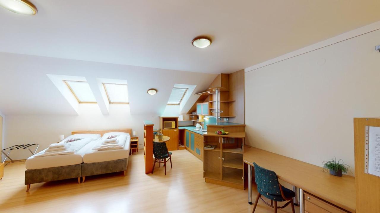 Apartments Kroměříž Екстериор снимка