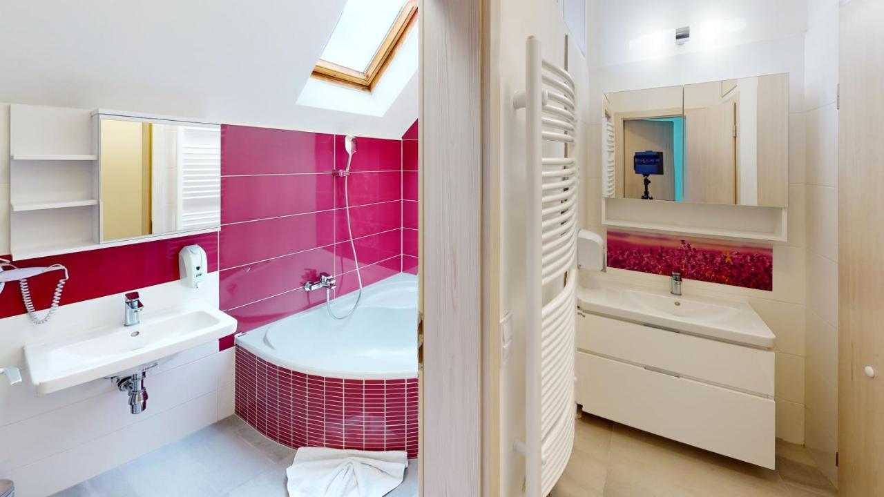 Apartments Kroměříž Екстериор снимка